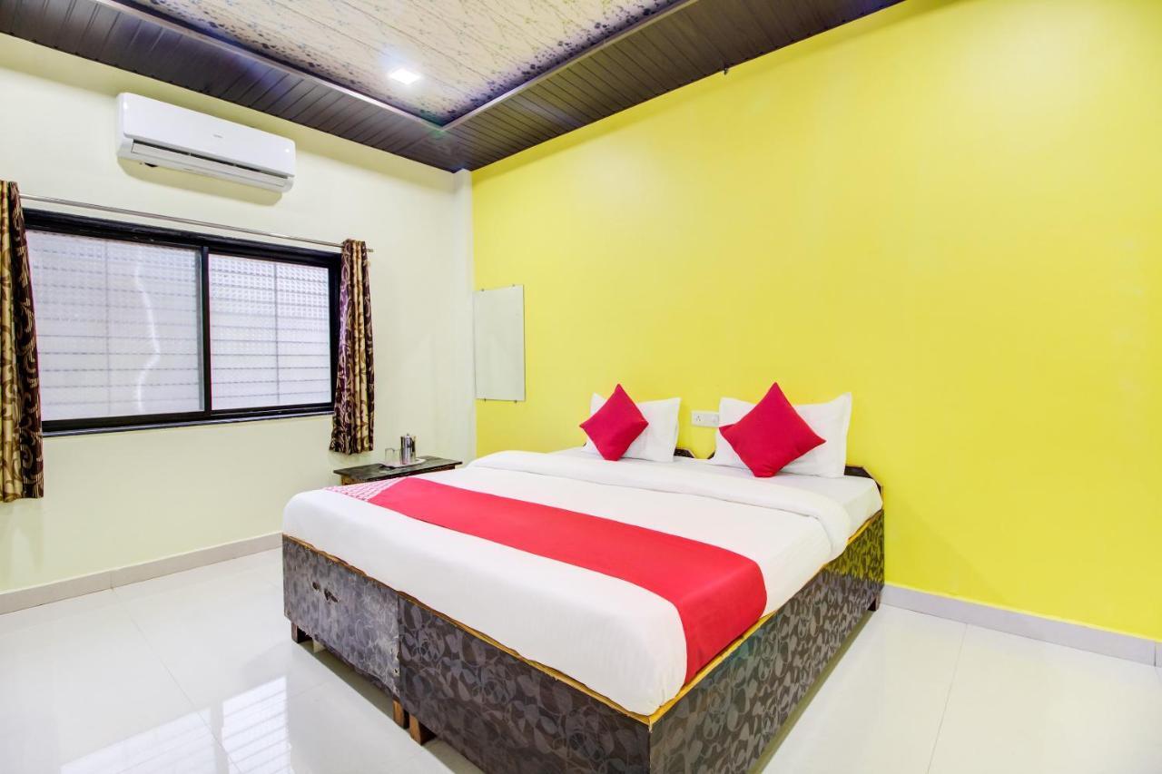 Oyo 48915 Chaitanya Green Park Hotel Vani Ngoại thất bức ảnh